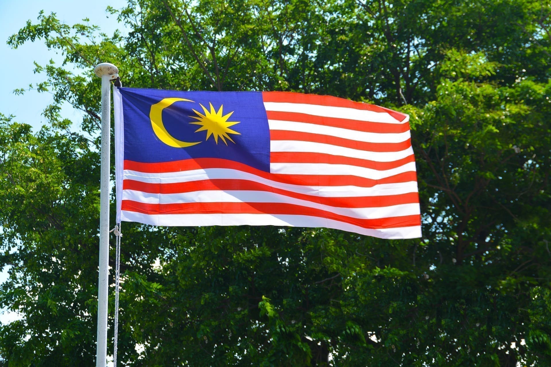 malaysian-flag-1439149_1920